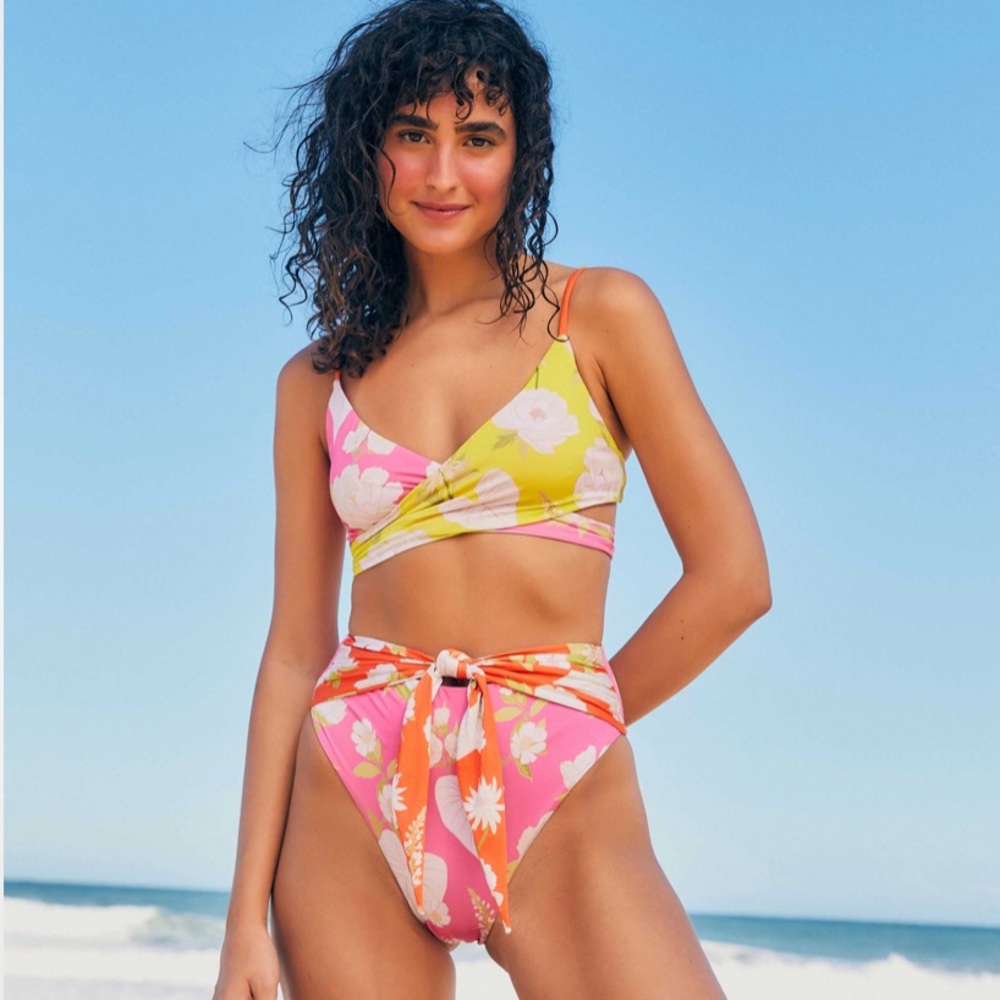 FARM RIO Neon Garden Bikini Bottoms (NWT)